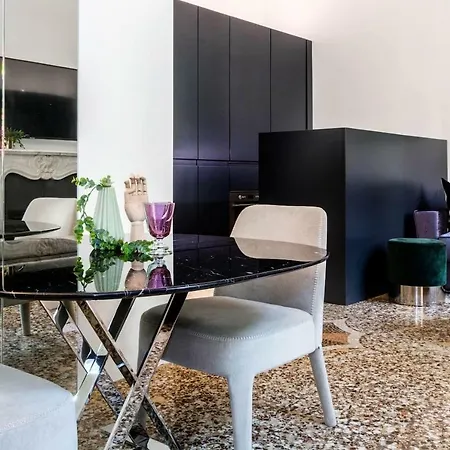 Joivy Superb 1bed In Brera 公寓