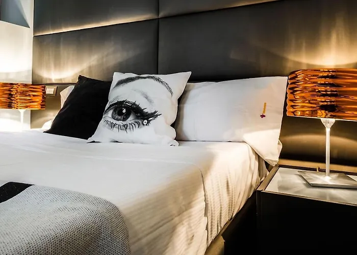 Joivy Superb 1bed In Brera Apartament