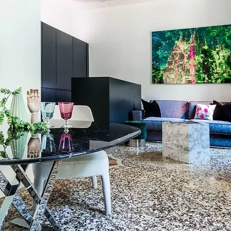 Apartment Joivy Superb 1bed In Brera Milan