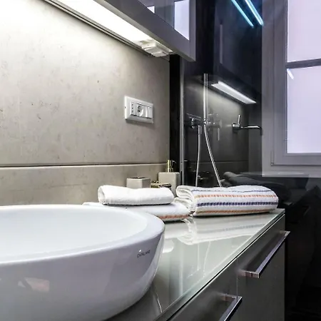 Apartment Joivy Superb 1bed In Brera